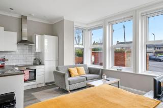 Central Studio Haven with Free Parking - 8