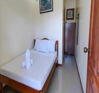 SUMMER WIND PENSION - 9