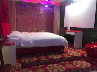 星梦酒店 广州珠江夜游广州塔中大码头滨江东路地铁站店 - 1