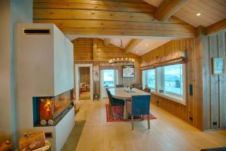 Luxury And Comfort With Stunning Views - 5