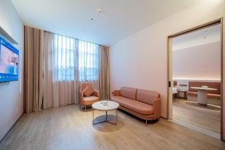 Hanting Hotel Guangzhou Nangang Subway Station - 1