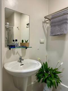 JR Studio Luxe 1824 at Princeton Residences - 7