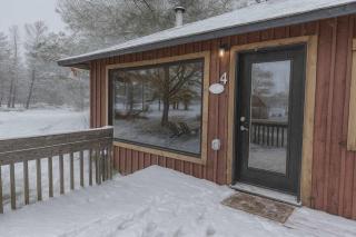 2-Bedroom Cottage #4 - Sand Bay - 8