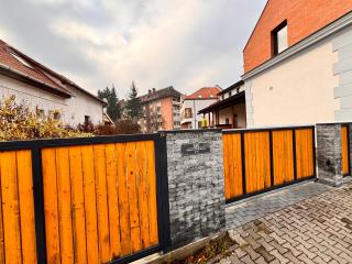 MERKUR APARTMENTS - SELF CHECK-in - 9