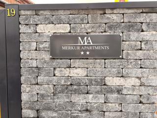 MERKUR APARTMENTS - SELF CHECK-in - 8