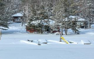 Lakefront Studio Cottage #8 - 9