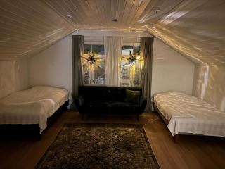 Spacious and cozy family-friendly wooden house - 6