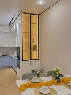 Евродвушка Crystal шаг до метро, сердце города - 2