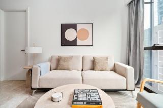 Blueground Imbi rooftop pool nr park KUL-10 - 8