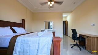 Chic and spacious apart with balcony - 3