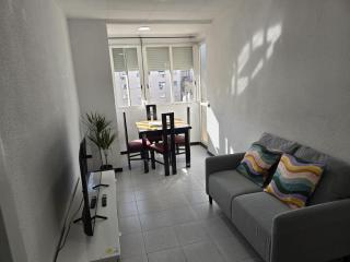 A 10 de sagrada familia minutos caminando - 8