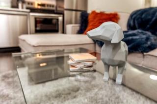 Chic Suite - Long Stays - King Bed - Fireplace & WiFi - 4