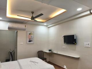 VIJAY BALAJI MAHAL A/C - 4