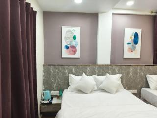 VIJAY BALAJI MAHAL A/C - 1