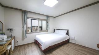 Top Island Hotel - 3