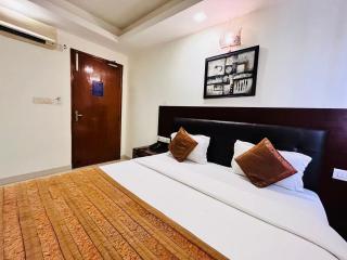 Hotel Ganga Ashoka- 100m from Ganga Ghat - 4