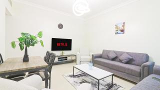 Holiday Ready 1 Bedroom Stylish Creek front - 0