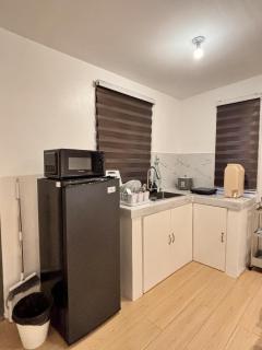 Cozy Home Near Clark wt Parking, Netflx, Pool -  - 1