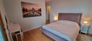 Central SkyView Apartment - 3