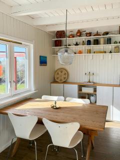 Romantic Country Cabin With Fjord Views On Åmøy - 1