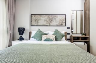 The SPACE Apartment 612 - 0