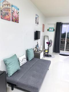 DULCE VITTA Tropical Escape with Balcony & Pool, near AIRPORT Puerto Prinsesa,Palawan - 4