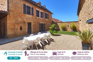 Piscine commune - Gîte en campagne pour 10 - 9