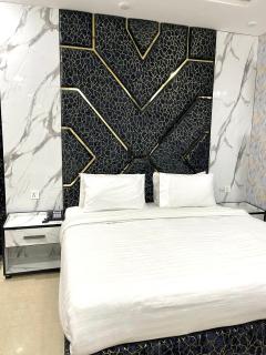 Shahnoor Cottages Luxury Apartments, Changla Gali - 7