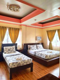 Florabells Guest House - Batanes - Basco - 7