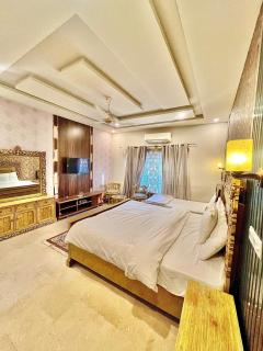 Zain residency guest house - 8