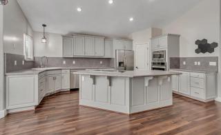 Canyon Crest Grand Chalet with Snowbird Access - 7