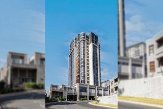 Sandton Skye Apartment - 5