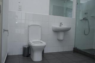 Stylish Two bedroom Apartment - 6