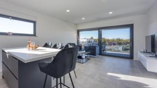 Apartment Adria 4 by Villas Guide - 0