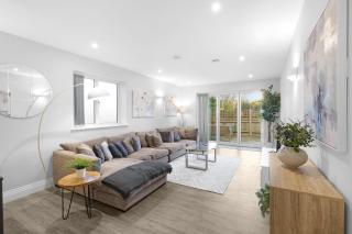 The Isleworth Garden Retreat 3BR 2BA with Gated Parking - 6