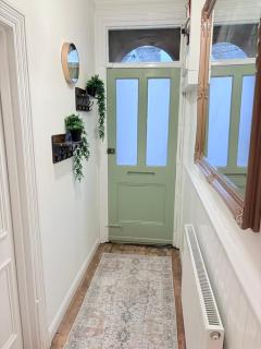 Cromwell House - 2 parking spaces - 6