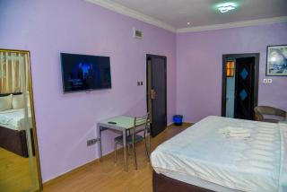 Triple Tee Hotel - 1