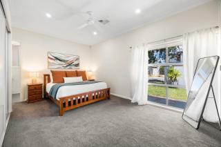 Bishop's Rest - Easy Living near Somerton Park Beach - 8