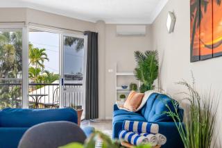 Tropica Vista - Poolside Haven near Cairns Esplanade - 3