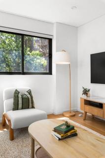 Upper North Shore Haven - A Tranquil Treetop Escape - 4