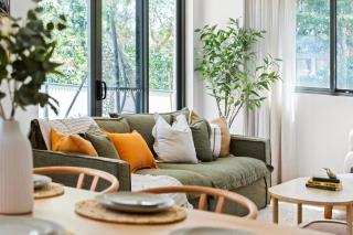 Upper North Shore Haven - A Tranquil Treetop Escape - 2