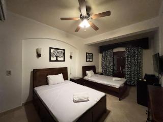 Waterfront Sabina I 4Bdr Retreat - Heated Pool - Hurghada - 6