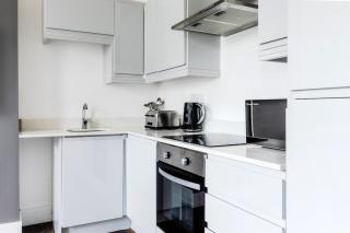 The Regency | Seafront Lux Apartments! - 2