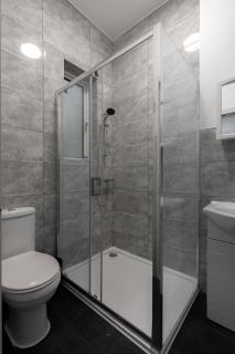 The Regency | Seafront Lux Apartments! - 2