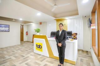 FabHotel Signature Inn I - 9