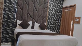 Hotel Sunlight Ahmedabad - 4