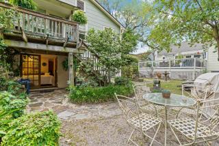 La Petite Fleur-Charming Park Circle Private Studio - 0