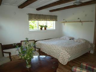 Rovor och Rum Ladugården - 1