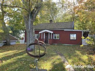 Dog-friendly cottage with boat & private jetty at Tjörn SE09170 - 6