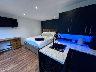 Cabin at Annan House - 0